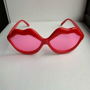 Red Funny Lip Shaped Glasses